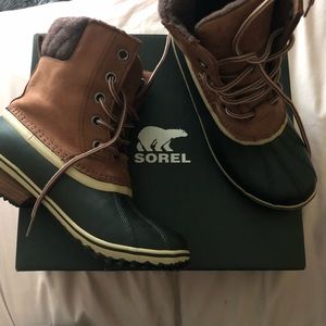 SOREL DUCK BOOTS NWOT SIZE 10